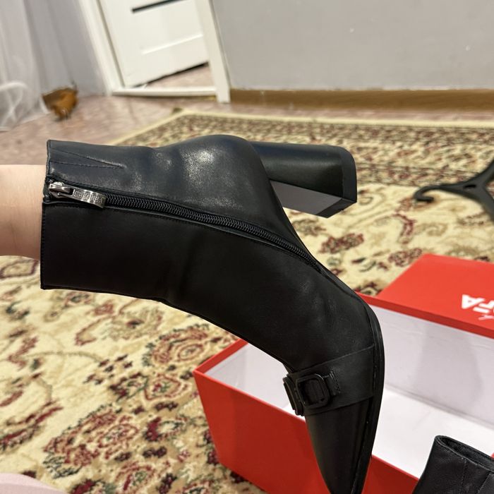 Продам сапожки кожа