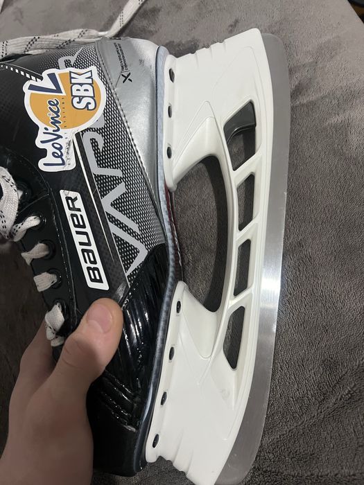 bauer x3 практически новые размер 9(43)