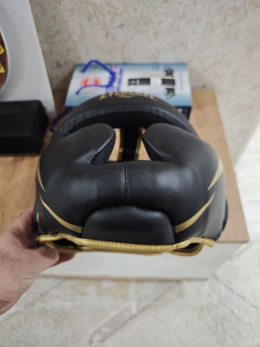 Продам защитный шлем