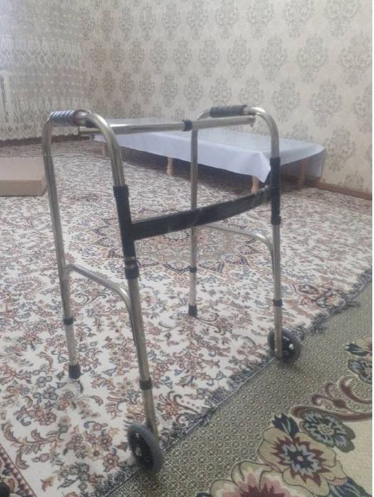 Ходунок для взрослых