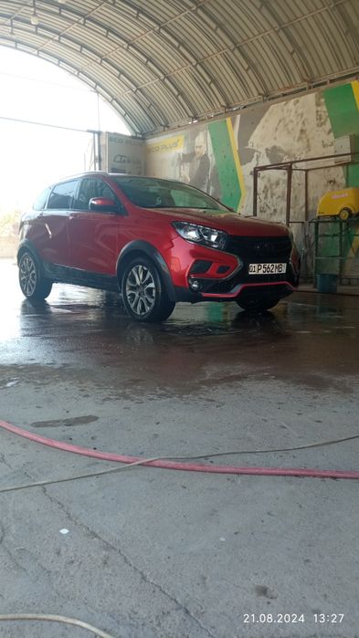 Аренда Lada X-RAY cross 2019 люкс