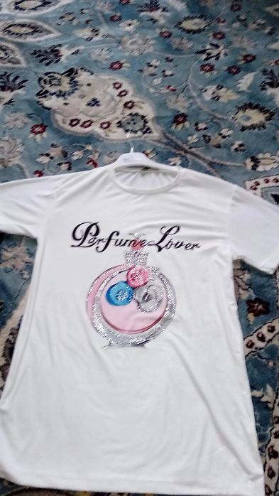 Vând tricou nouu ne purtat