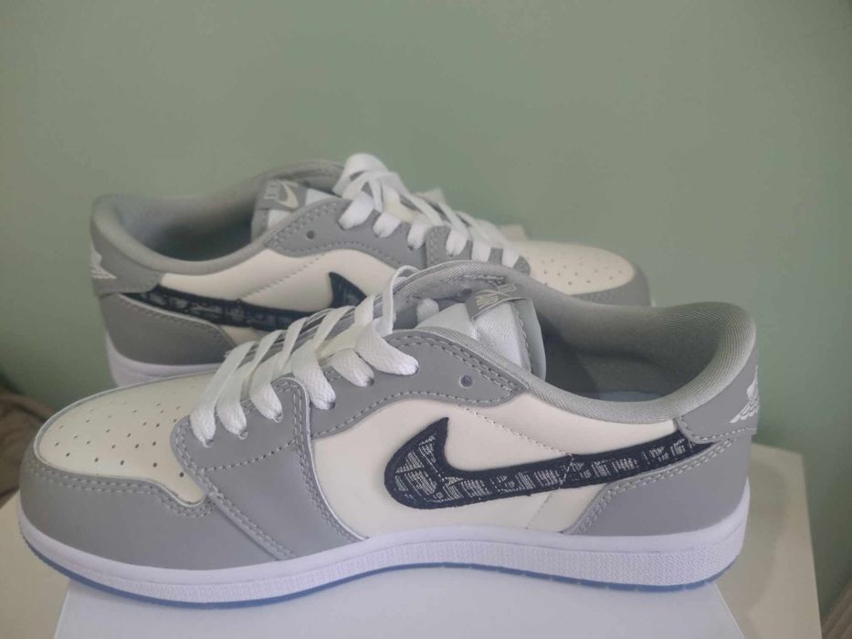 Nike Jordan 1 Low Dior