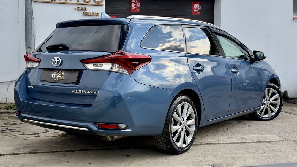 Toyota auris executive hybrid | garantie | rate
