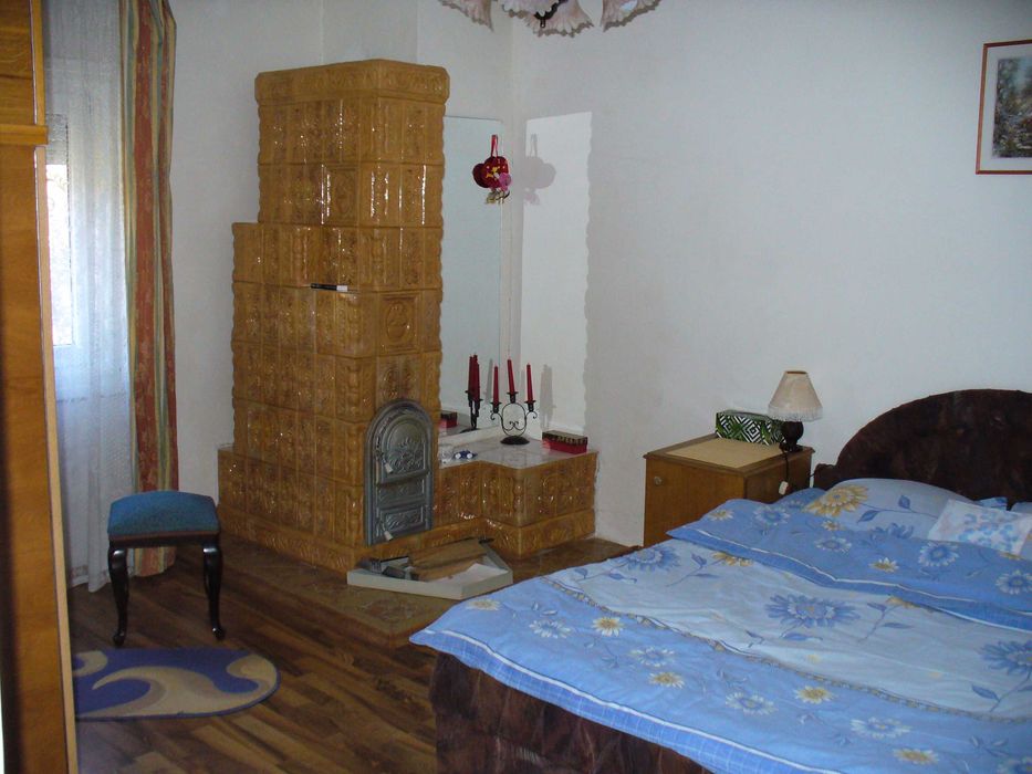 Casă de vânzare VALEA DOFTANEI– 158 mp, curte 380 mp, garaj, mobilată