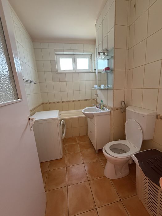 Inchiriez apartament 2 camere in Deva