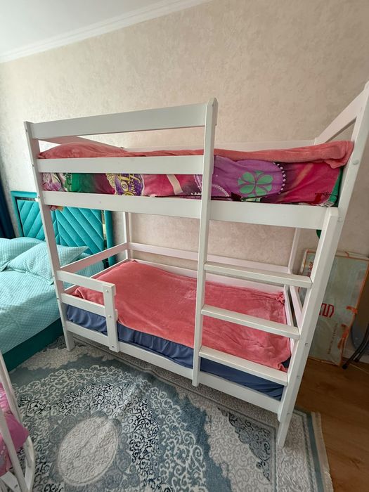 Детский кравать двухъярусный
