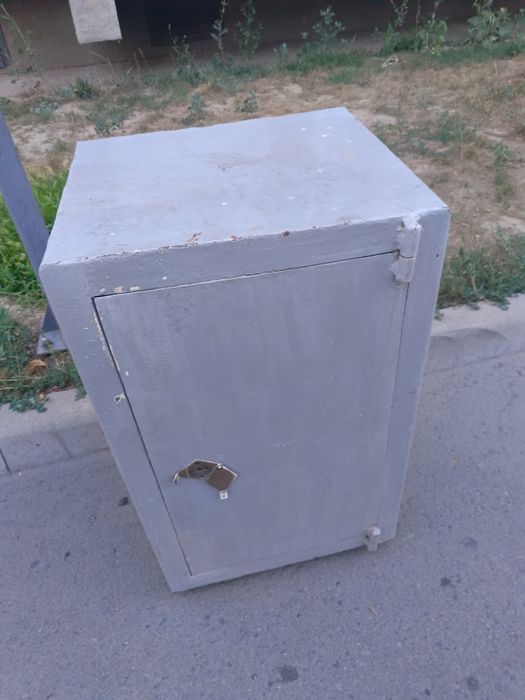 Сейф качественный Российский!