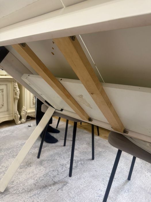 Продам стол раздвижной