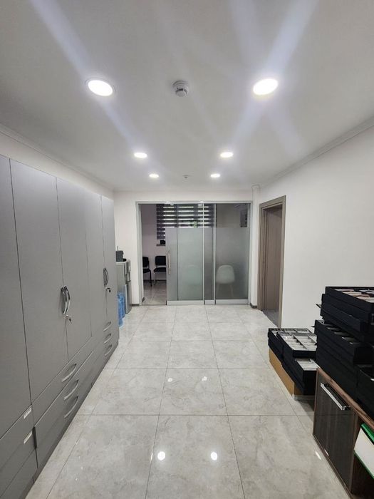 Сдаётся коммерческое помещение под офис в Юнусабадском районе массив Ц