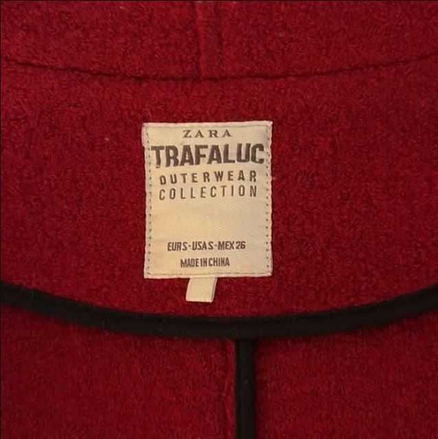 ZARA тънко палто