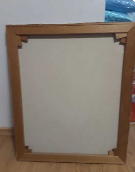 Pictură în ulei și decor interior