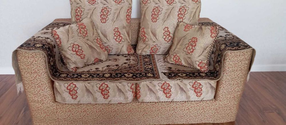 Диван безкаркасный