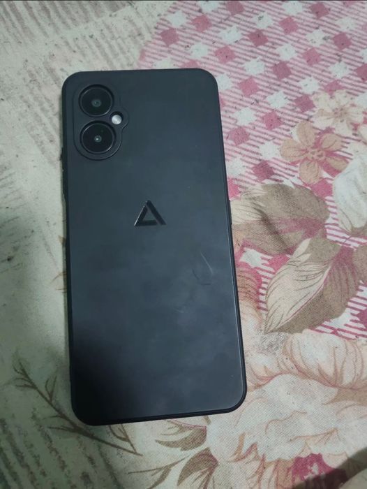 Yangi karobka dakument ayb yo'q 1 oy ishlagan