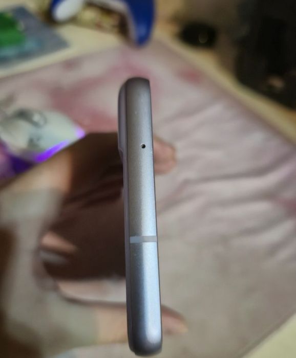 Обменяю Samsung s21 fe 8/256