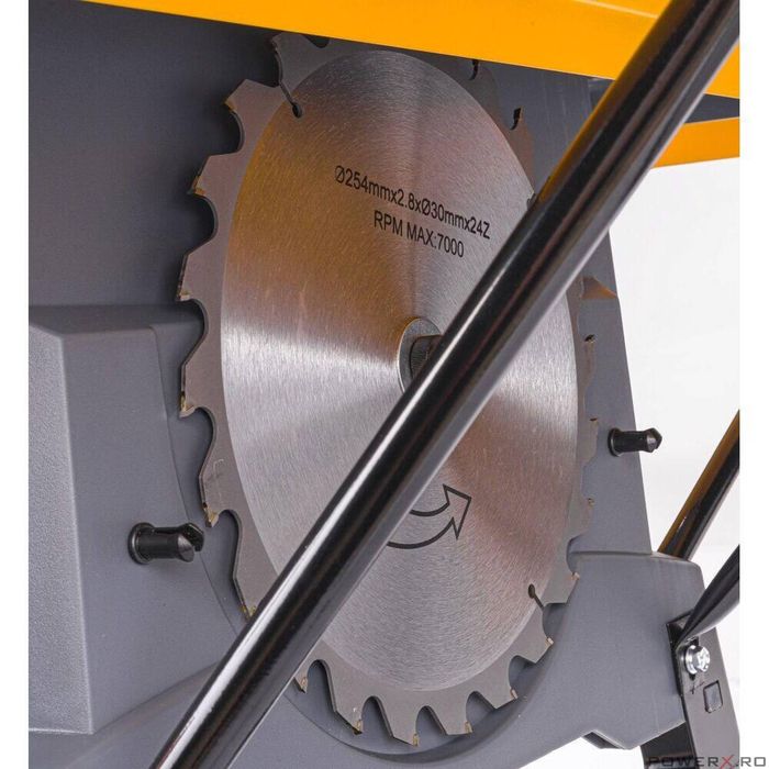 Fierăstrău de masă pentru lemn și metale neferoase 2000 W,