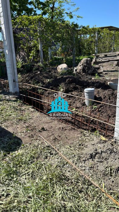 Garduri din placi de beton