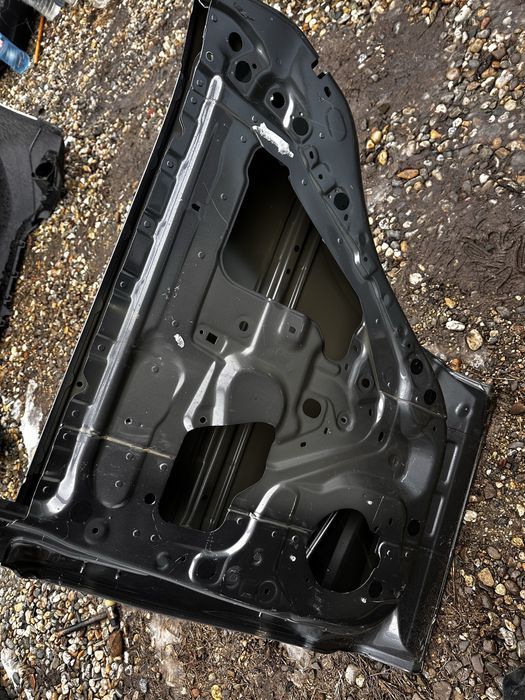 Ușă dreapta spate nissan qashqai j 12.