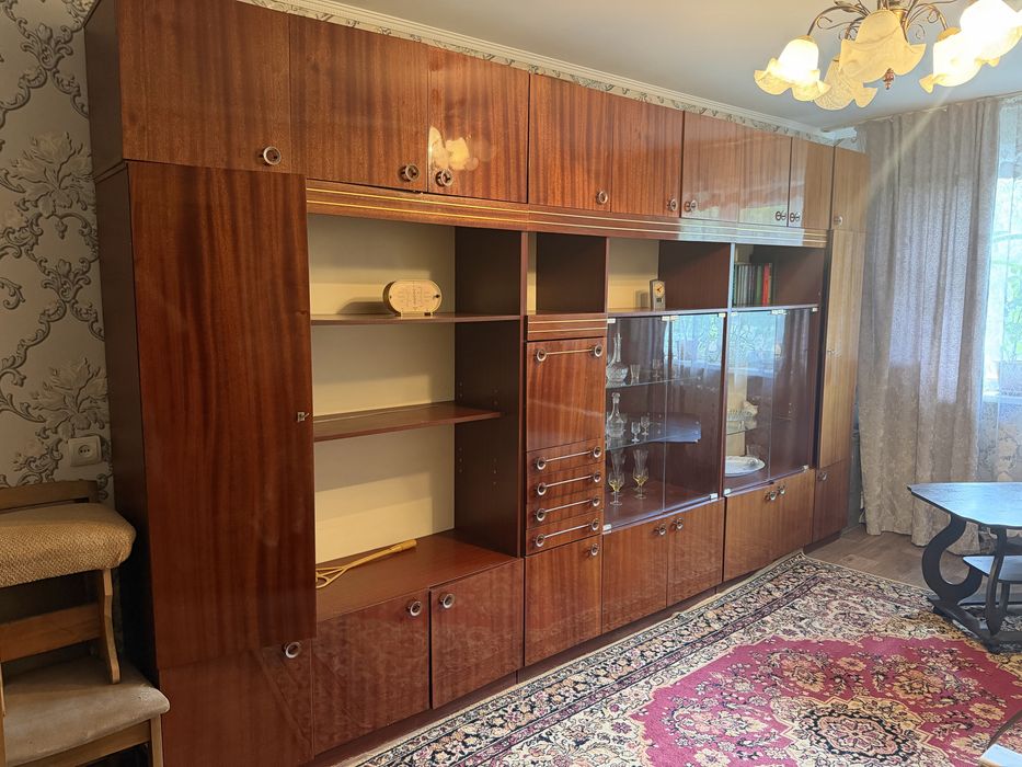 Отдам бесплатно стенку самовывоз