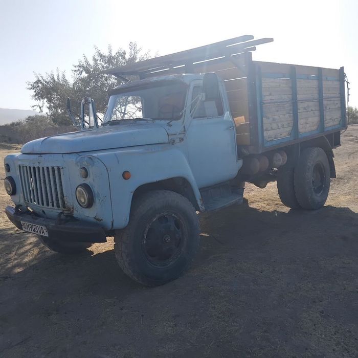 Gaz 52 sotiladi arzon narxda