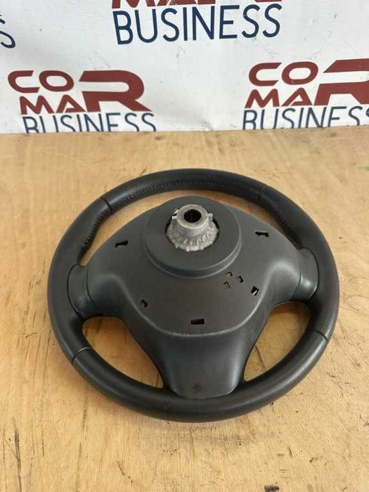 Volan RENAULT CLIO 4 cod piesa 484002339r