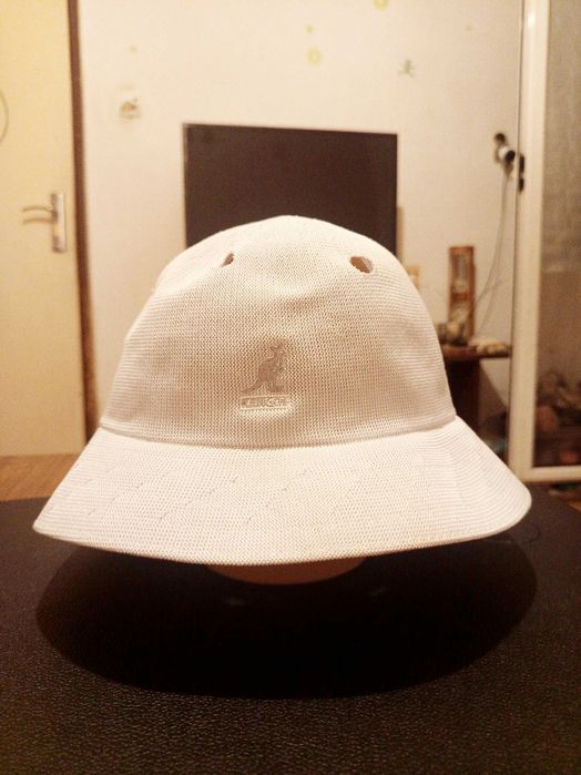 шапка KANGOL Tropic