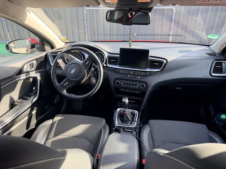 Kia ceed , 1.6  , 136cp , camera mansalier