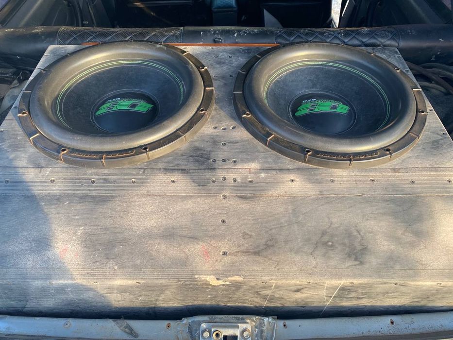 Полни акустика саб буфер срочны 55000