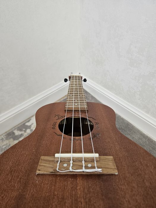 Концертная укулеле Flight NUC-310