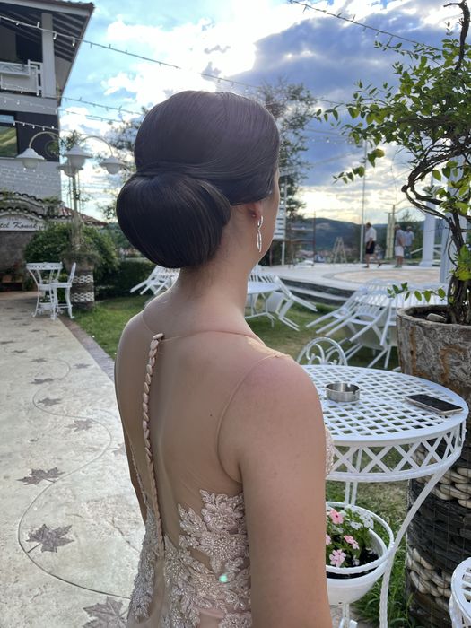 Официална рокля