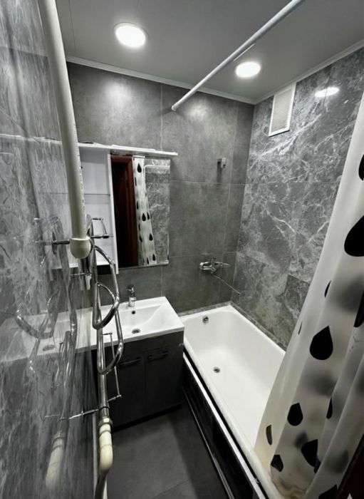 2 комн квартира район кжби