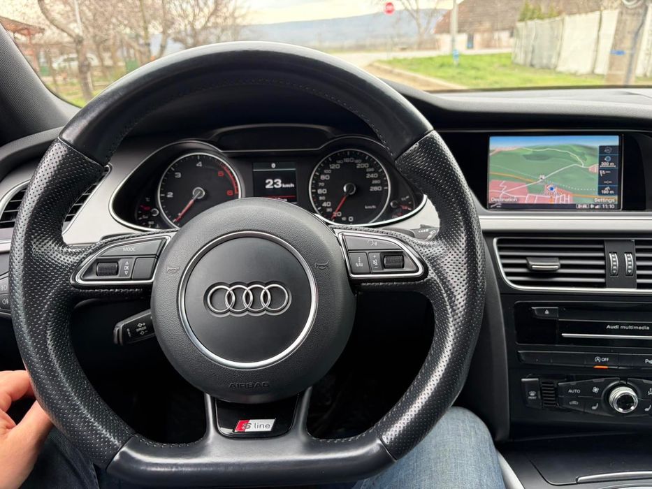 Автомобил АУДИ A4 Avant