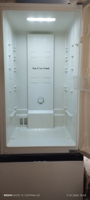 Срочно Продам холодильник Roisan