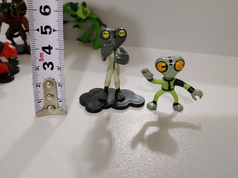 Малки колекционерски  фигурки на Бен 10 Ben 10