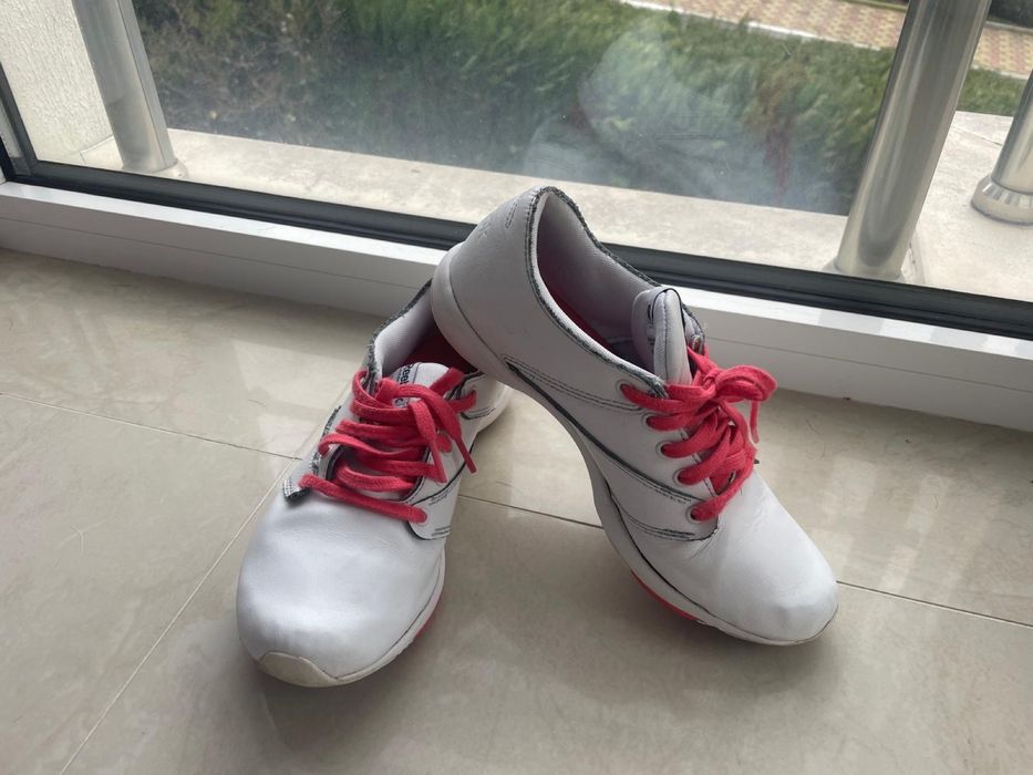 Обувки, маратонки за момиче 35 номер