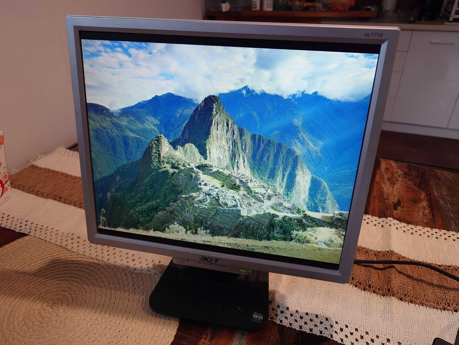 Монитор Acer AL1617