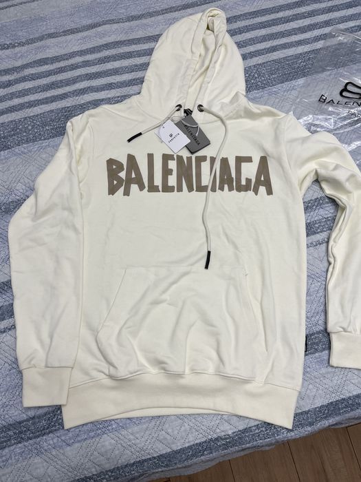 Мъжка бяла блуза