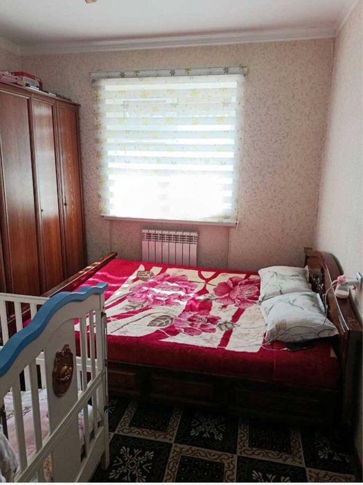 3/7/7 Сергели 8-худудда уй сотилади.