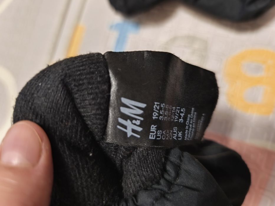 Botoșei impermiabili H&M mărimea 19/21