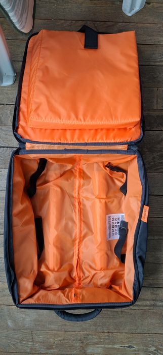 Чисто нов куфар/пътна чанта Tucano