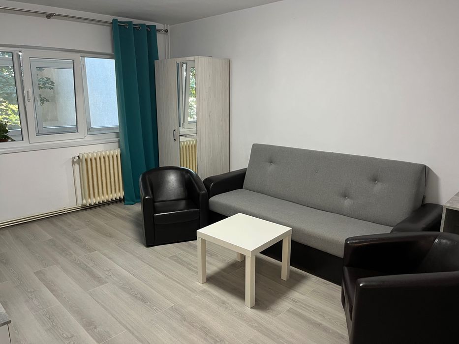 Apartament 3 camere Centru Palas Iași de închiriat