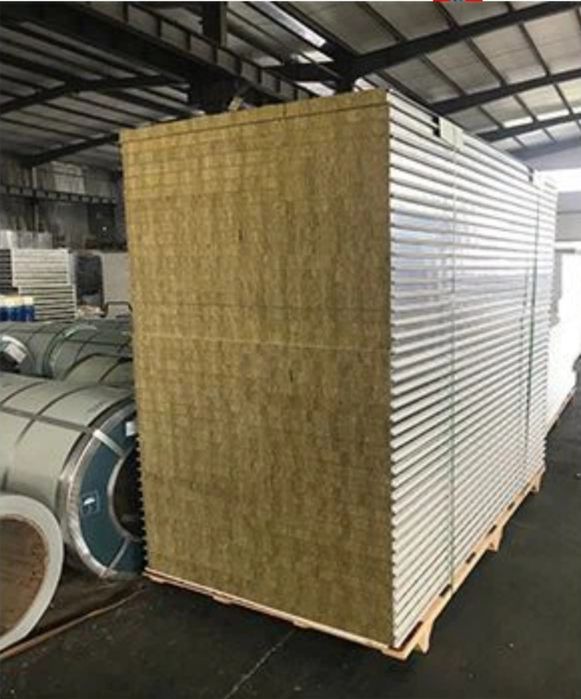 Sendvich panel ishlab chiqaramiz