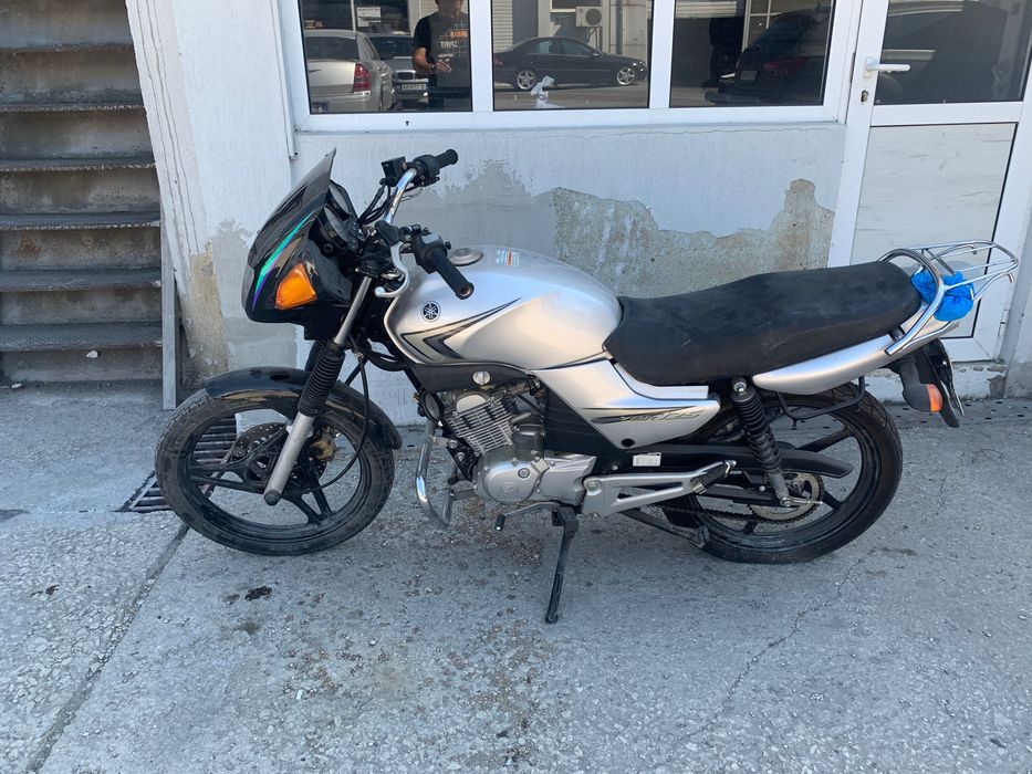 Yamaha YBR 125 на части
