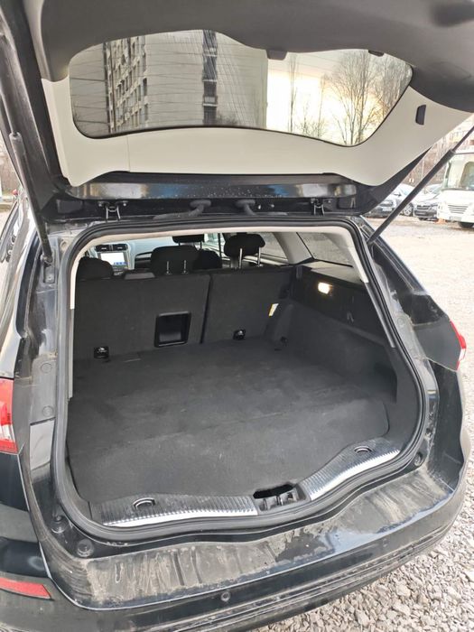 Ford Mondeo 2.0 hybrid