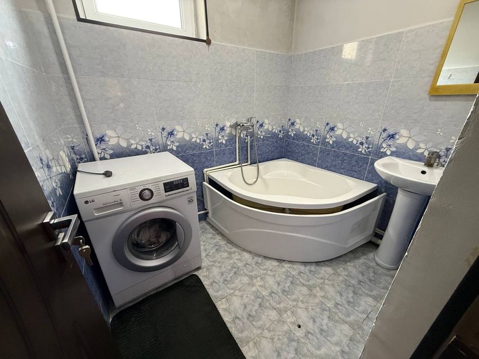 Срочна 3 хоналик уй сотилади!!