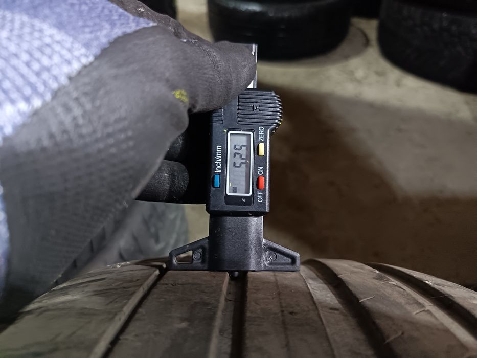 Anvelope vara 245 45 19 și 275 40 19 Michelin