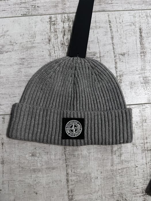 Caciula Stone Island