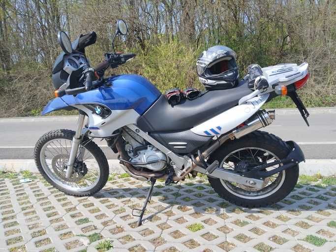 Moto BMW F650 GS Dakar , 2 spark , 19.000 Km , plus echipament complet la pachet - totul sau nimic.