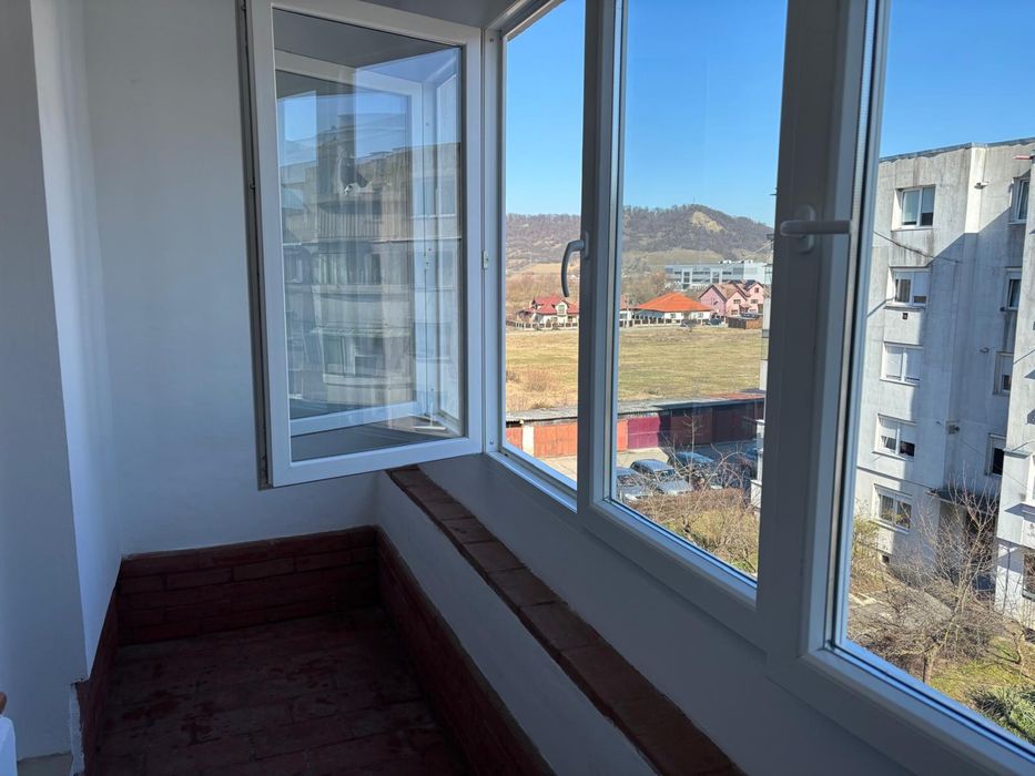 De vanzare apartament 2 camere,confort 1