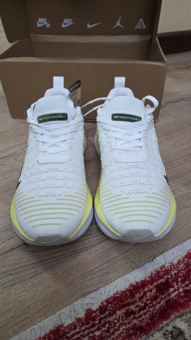 Продам кроссовки Nike reactix infinity run 4